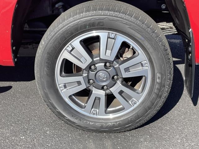 2019 Toyota Tundra 4WD Platinum CrewMax 5.5' Bed 5.7L (Natl)