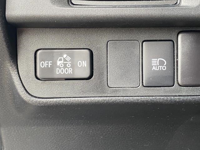 2019 Toyota Tacoma 2WD SR5 Double Cab 5' Bed V6 AT (Natl)