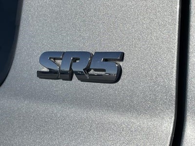 2019 Toyota Tundra 4WD SR5 CrewMax 5.5' Bed 5.7L (Natl)