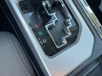 2019 Toyota Tundra 4WD SR5 CrewMax 5.5' Bed 5.7L (Natl)