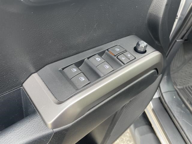 2021 Toyota Tacoma 4WD SR5 Double Cab 6' Bed V6 AT (Natl)