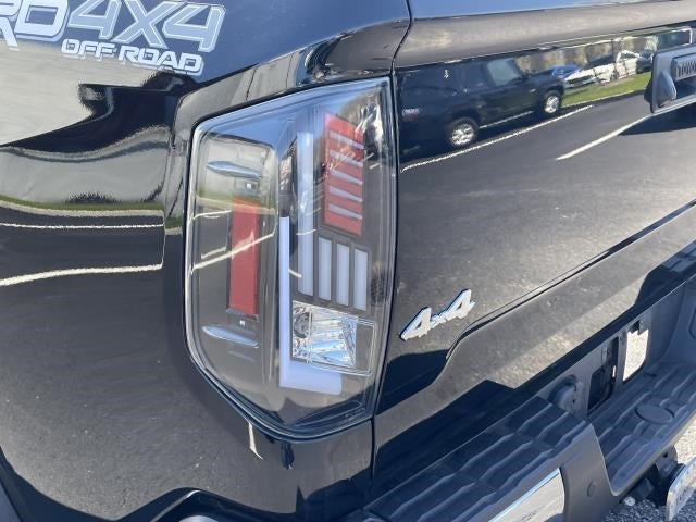 2020 Toyota Tundra 4WD Limited CrewMax 5.5' Bed 5.7L (Natl)