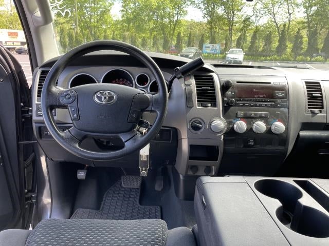 2012 Toyota Tundra 4WD Truck Double Cab 4.6L V8 6-Spd AT (Natl)