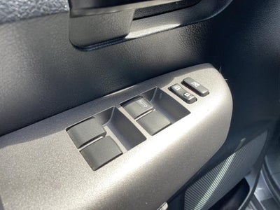 2012 Toyota Tundra 4WD Truck Double Cab 4.6L V8 6-Spd AT (Natl)