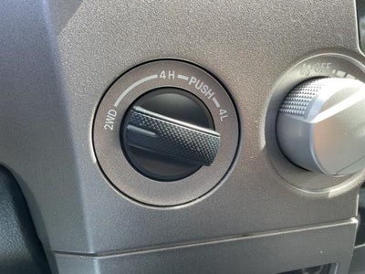 2012 Toyota Tundra 4WD Truck Double Cab 4.6L V8 6-Spd AT (Natl)