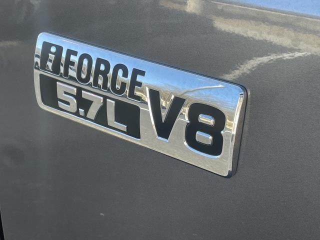 2017 Toyota Tundra 4WD SR5 Double Cab 6.5' Bed 5.7L (Natl)