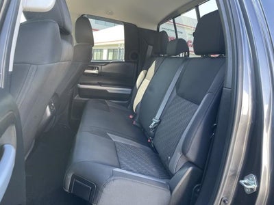 2017 Toyota Tundra 4WD SR5 Double Cab 6.5' Bed 5.7L (Natl)