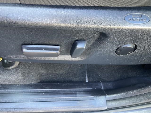 2017 Toyota Tundra 4WD SR5 Double Cab 6.5' Bed 5.7L (Natl)