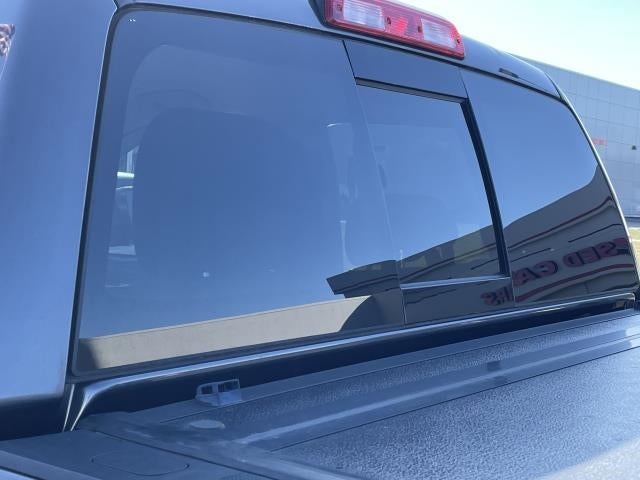 2017 Toyota Tundra 4WD SR5 Double Cab 6.5' Bed 5.7L (Natl)