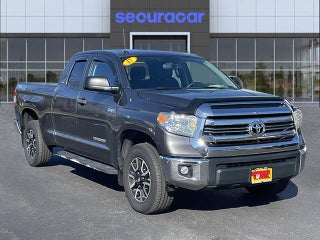 2017 Toyota Tundra 4WD SR5 Double Cab 6.5' Bed 5.7L (Natl)