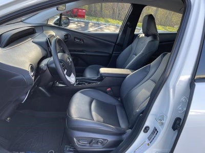 2018 Toyota Prius Prime Premium (Natl)