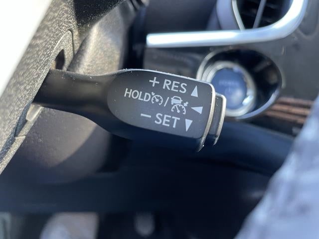 2018 Toyota Prius Prime Premium (Natl)