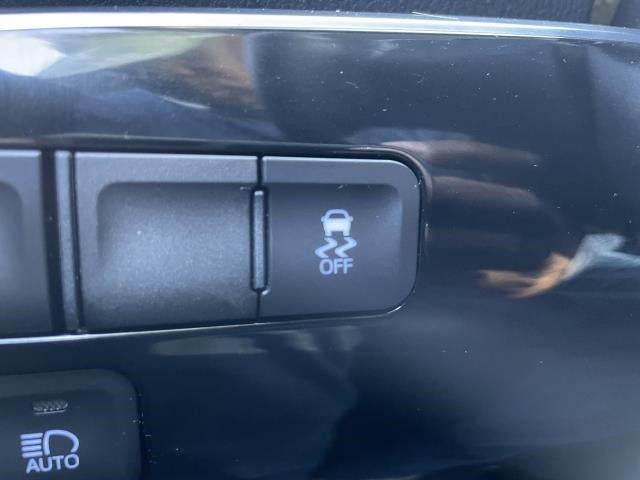 2018 Toyota Prius Prime Premium (Natl)