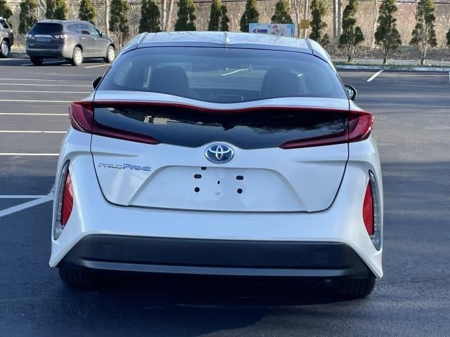 2018 Toyota Prius Prime Premium (Natl)