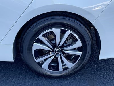 2018 Toyota Prius Prime Premium (Natl)