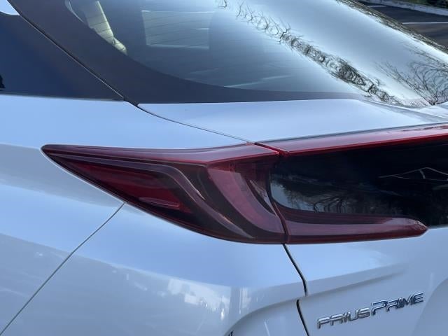 2018 Toyota Prius Prime Premium (Natl)