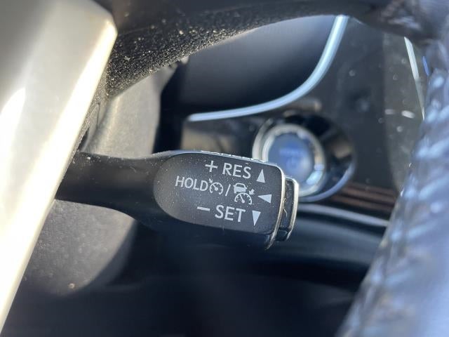 2017 Toyota Prius Prime Premium (Natl)