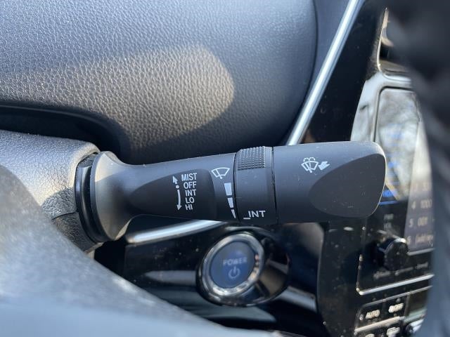 2017 Toyota Prius Prime Premium (Natl)