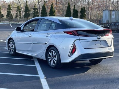 2017 Toyota Prius Prime Premium (Natl)