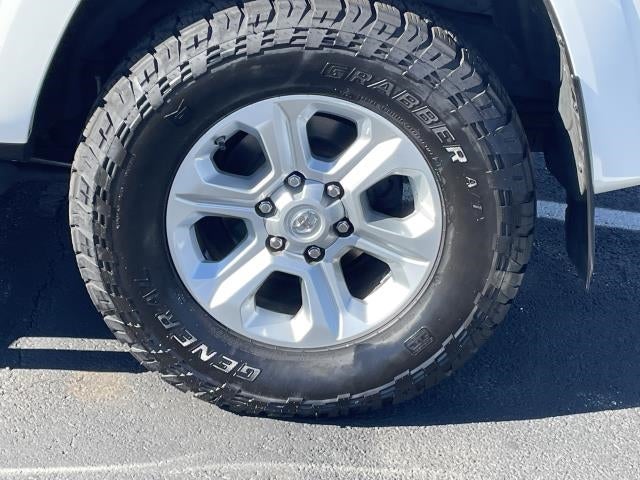 2019 Toyota 4Runner SR5 4WD (Natl)