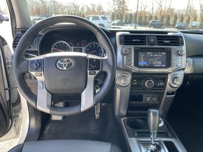 2019 Toyota 4Runner SR5 4WD (Natl)
