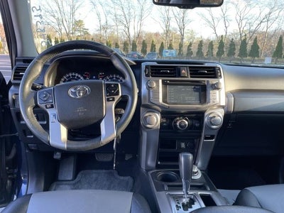 2016 Toyota 4Runner 4WD 4dr V6 SR5 (Natl)