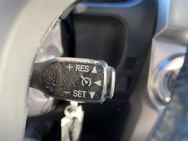 2016 Toyota 4Runner 4WD 4dr V6 SR5 (Natl)