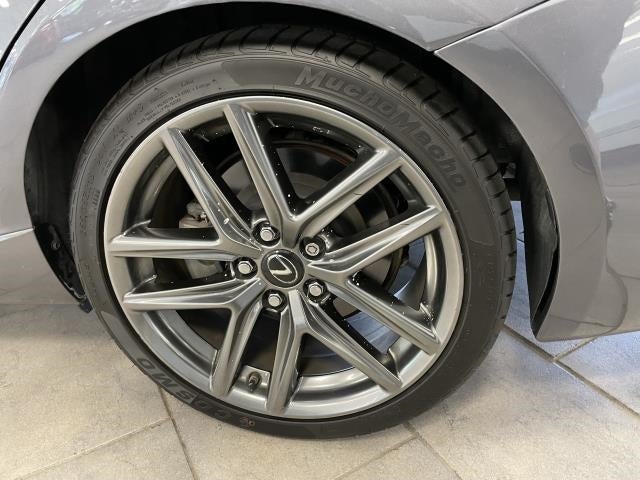 2017 Lexus IS IS 350 RWD