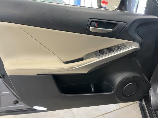 2017 Lexus IS IS 350 RWD