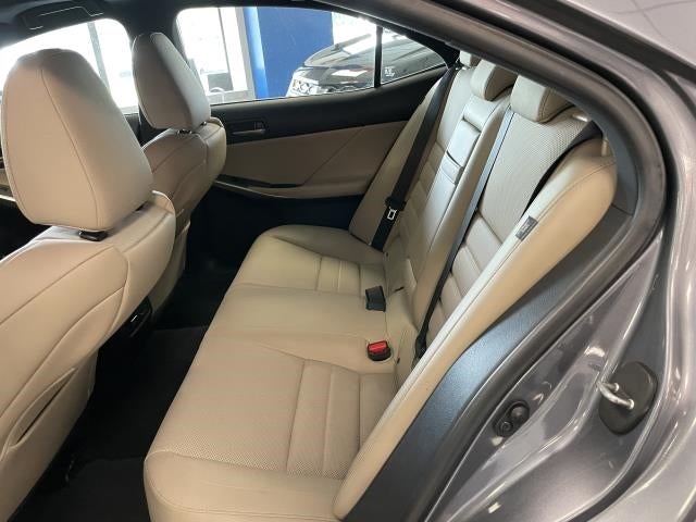 2017 Lexus IS IS 350 RWD