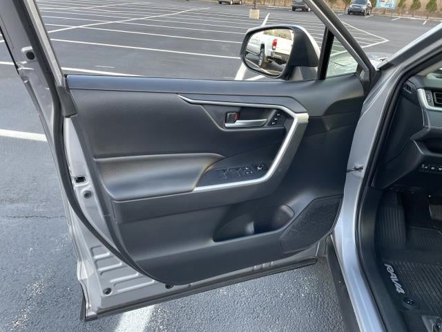 2019 Toyota RAV4 XLE Premium AWD (Natl)