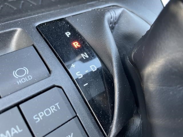 2019 Toyota RAV4 LE AWD (Natl)