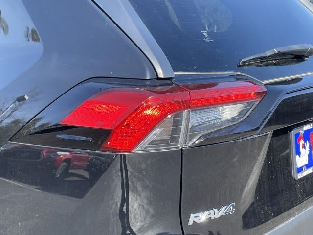 2019 Toyota RAV4 LE AWD (Natl)