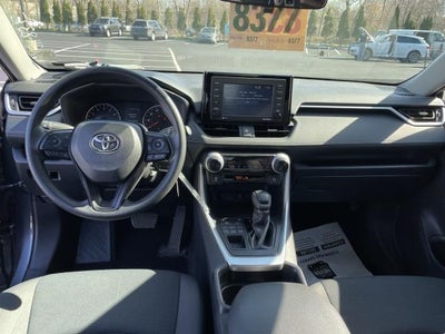 2020 Toyota RAV4 LE AWD (Natl)