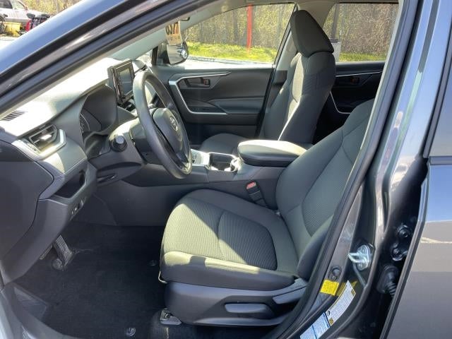 2020 Toyota RAV4 LE AWD (Natl)