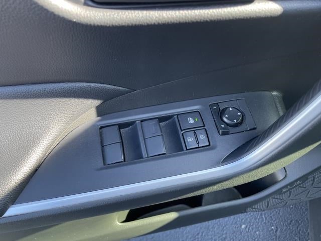 2020 Toyota RAV4 LE AWD (Natl)