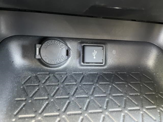 2020 Toyota RAV4 LE AWD (Natl)