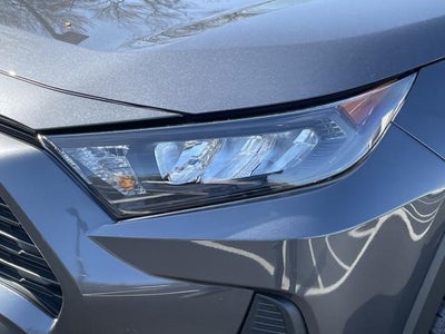 2020 Toyota RAV4 LE AWD (Natl)