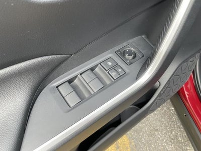 2019 Toyota RAV4 LE AWD (Natl)