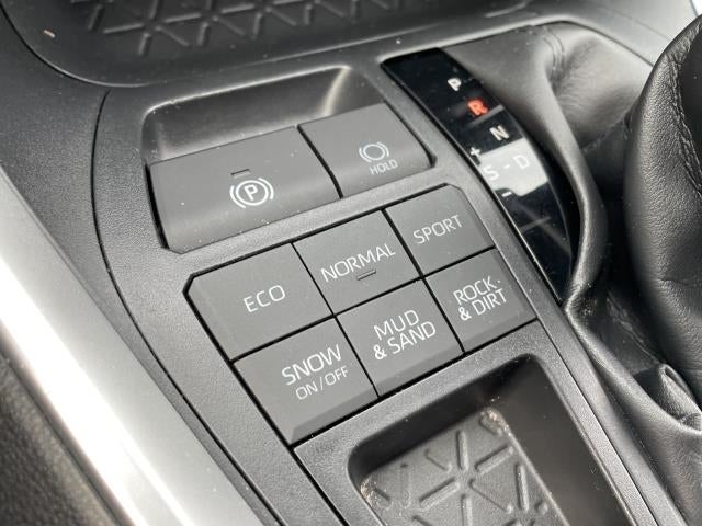 2019 Toyota RAV4 LE AWD (Natl)