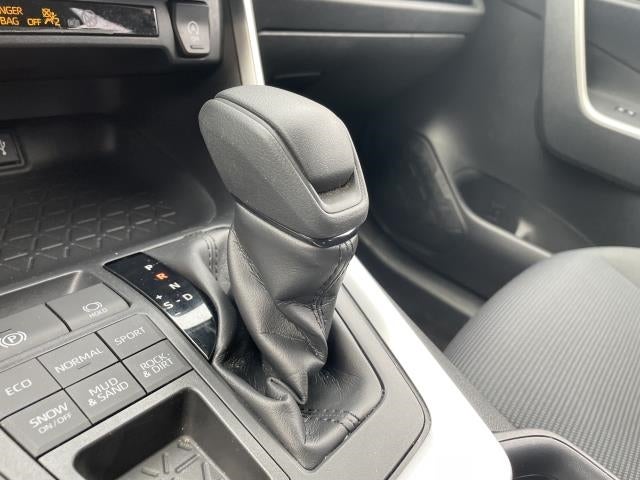 2019 Toyota RAV4 LE AWD (Natl)