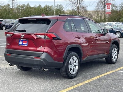 2019 Toyota RAV4 LE AWD (Natl)
