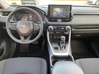 2019 Toyota RAV4 LE AWD (Natl)