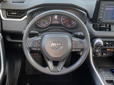 2019 Toyota RAV4 LE AWD (Natl)