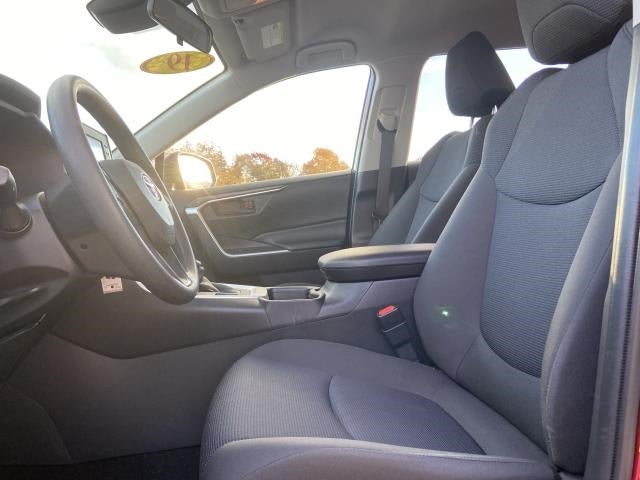2019 Toyota RAV4 LE AWD (Natl)
