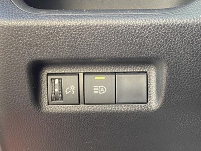 2019 Toyota RAV4 LE AWD (Natl)