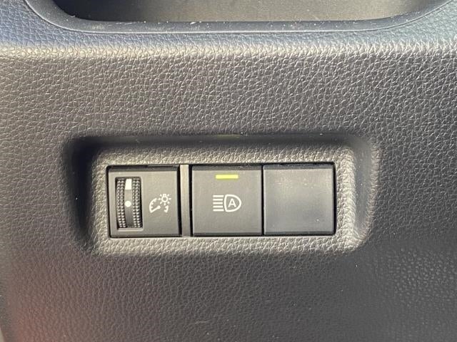 2019 Toyota RAV4 LE AWD (Natl)