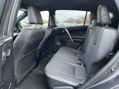 2018 Toyota RAV4 SE AWD (Natl)