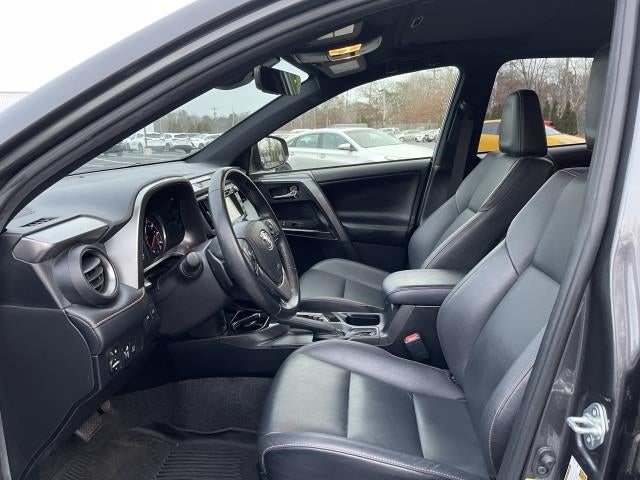 2018 Toyota RAV4 SE AWD (Natl)