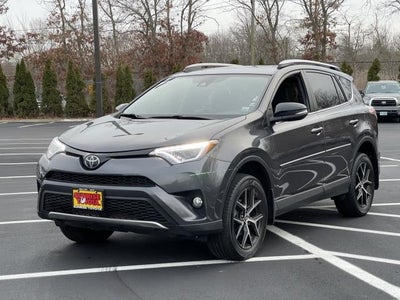 2018 Toyota RAV4 SE AWD (Natl)